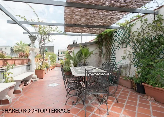 Duomo Terrace アパート ナポリ